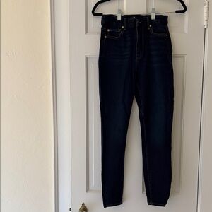 Gently Worn Women’s 7 For All Mankind Dark Blue Skinny Jeans Size 26